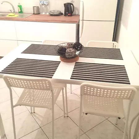 Respect To The Guest Appartement
